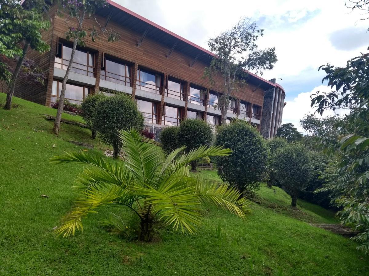 Hotel Piedras Blancas - Comfenalco Antioquia Guarne Extérieur photo
